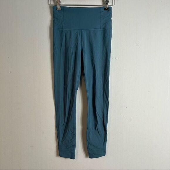 Athleta elation blue pirouette 7/8 tight size S - Picture 3 of 5